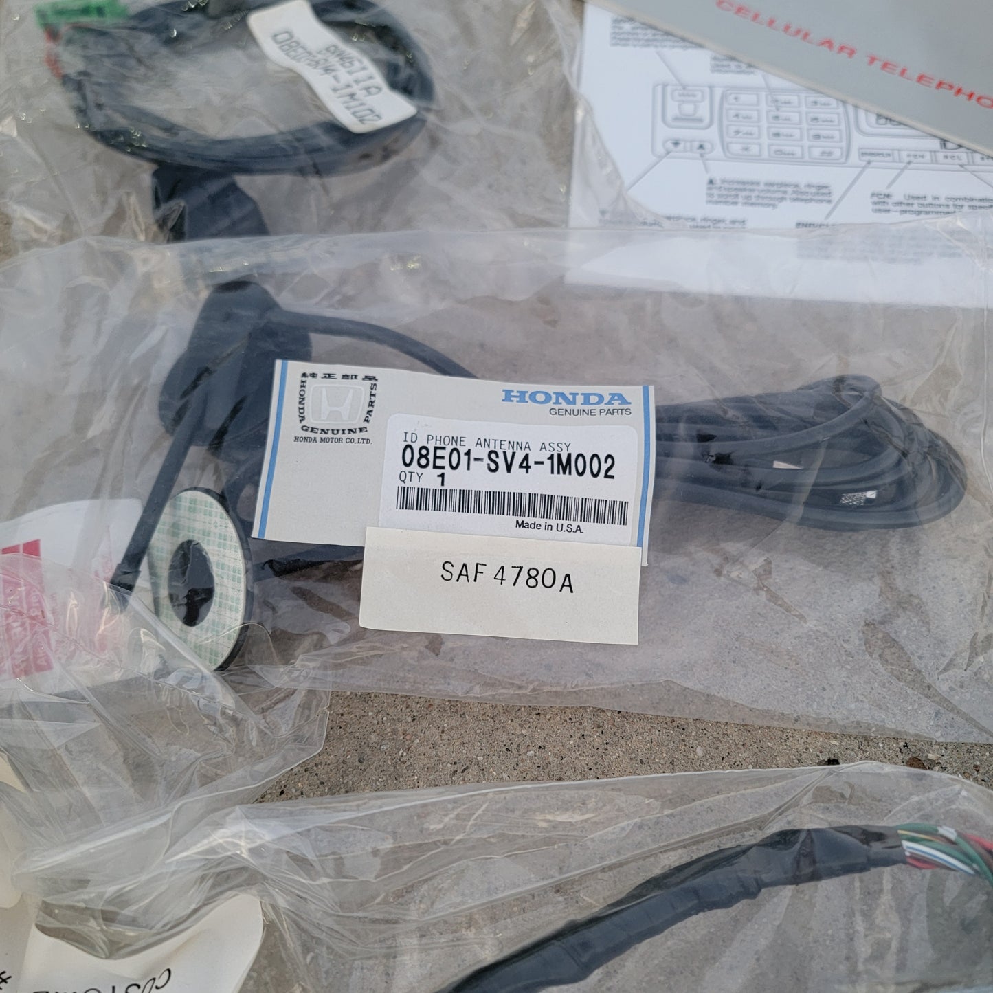 NOS 90's Acura cellular telephone set
