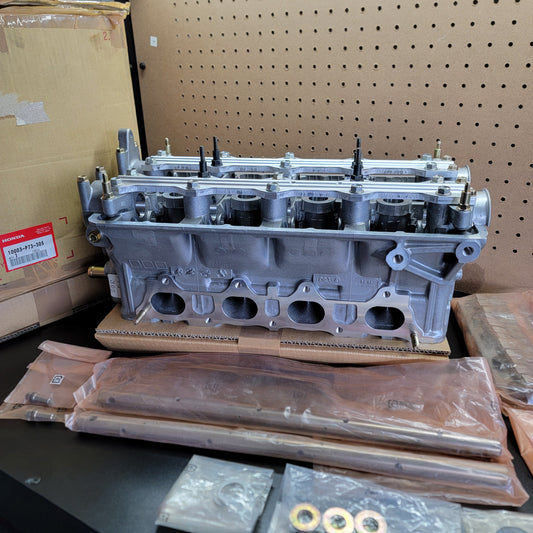 NOS Integra Type R B18C5 Cylinder head 10003-P73-305