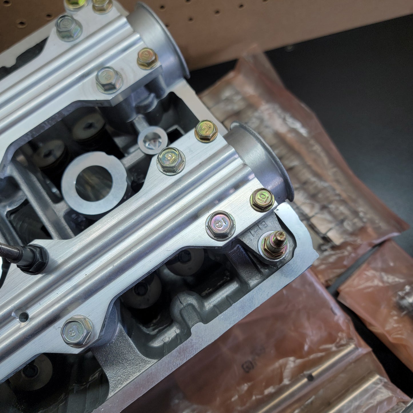 NOS Integra Type R B18C5 Cylinder head 10003-P73-305