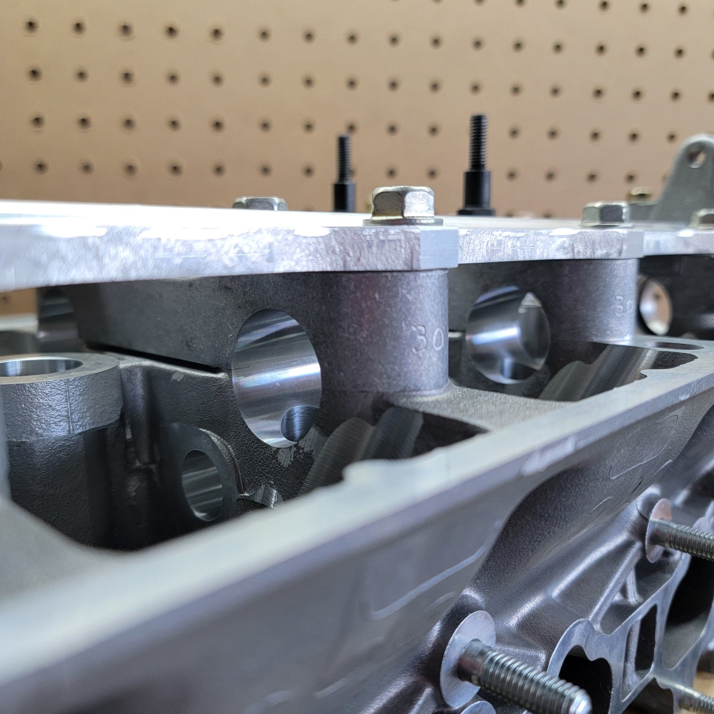 NOS Integra Type R B18C5 Cylinder head 10003-P73-305
