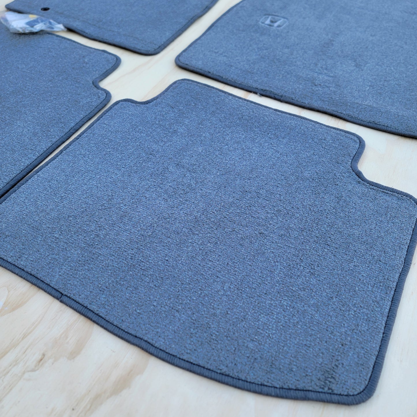 NOS 1996-2000 Honda Civic Floor mats NH264L