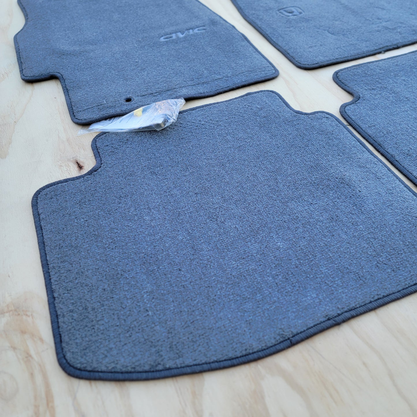 NOS 1996-2000 Honda Civic Floor mats NH264L